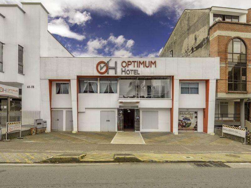 Hotel Ayenda Optimum Pereira Esterno foto